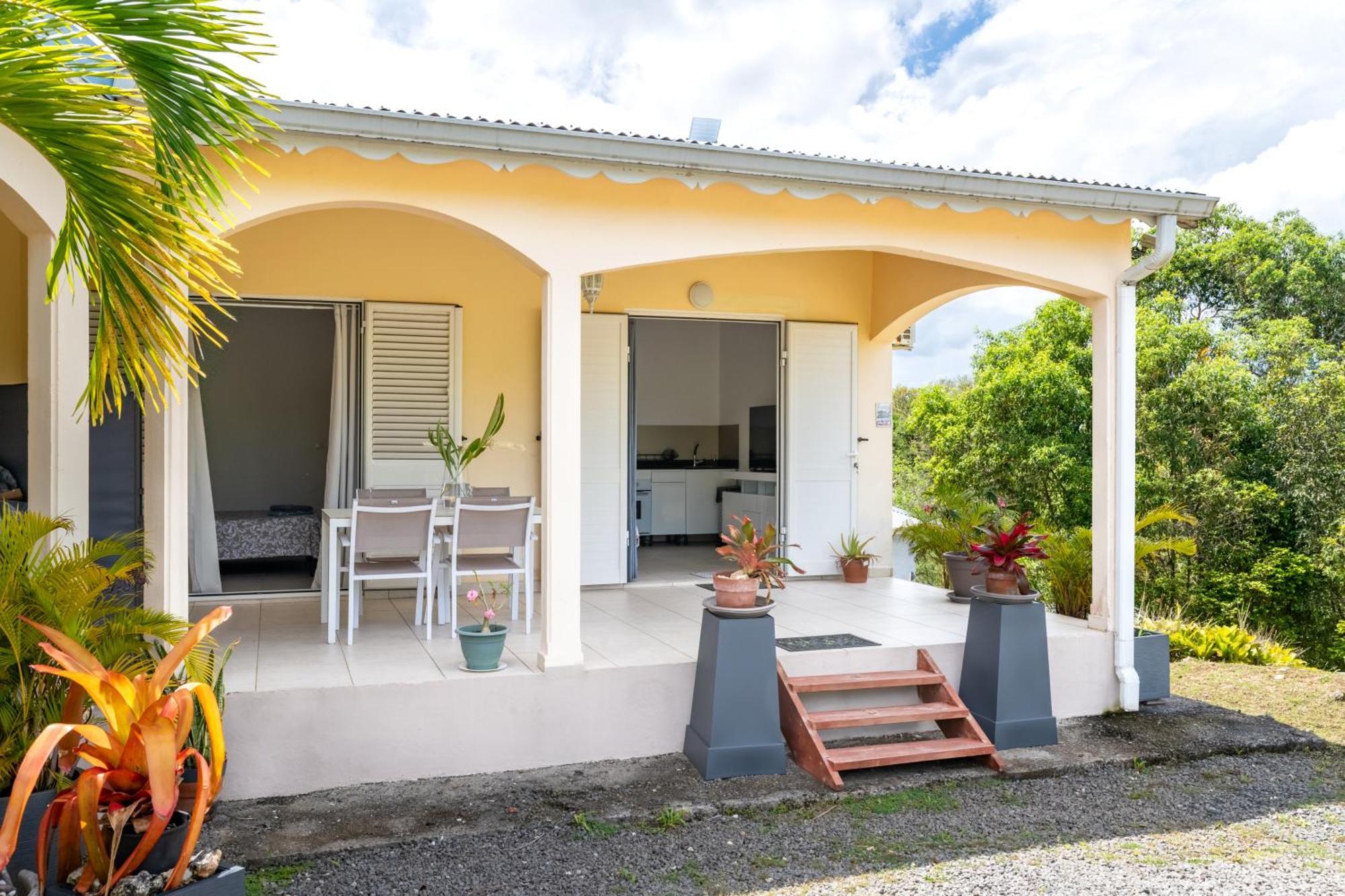 Jolibois & Vakantiehuis Le Gosier (Grande-Terre)